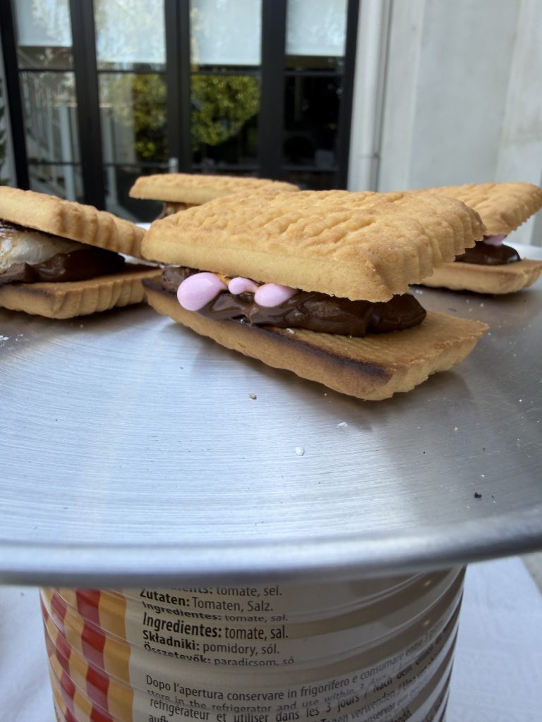 Pizza Oven S'mores - 1